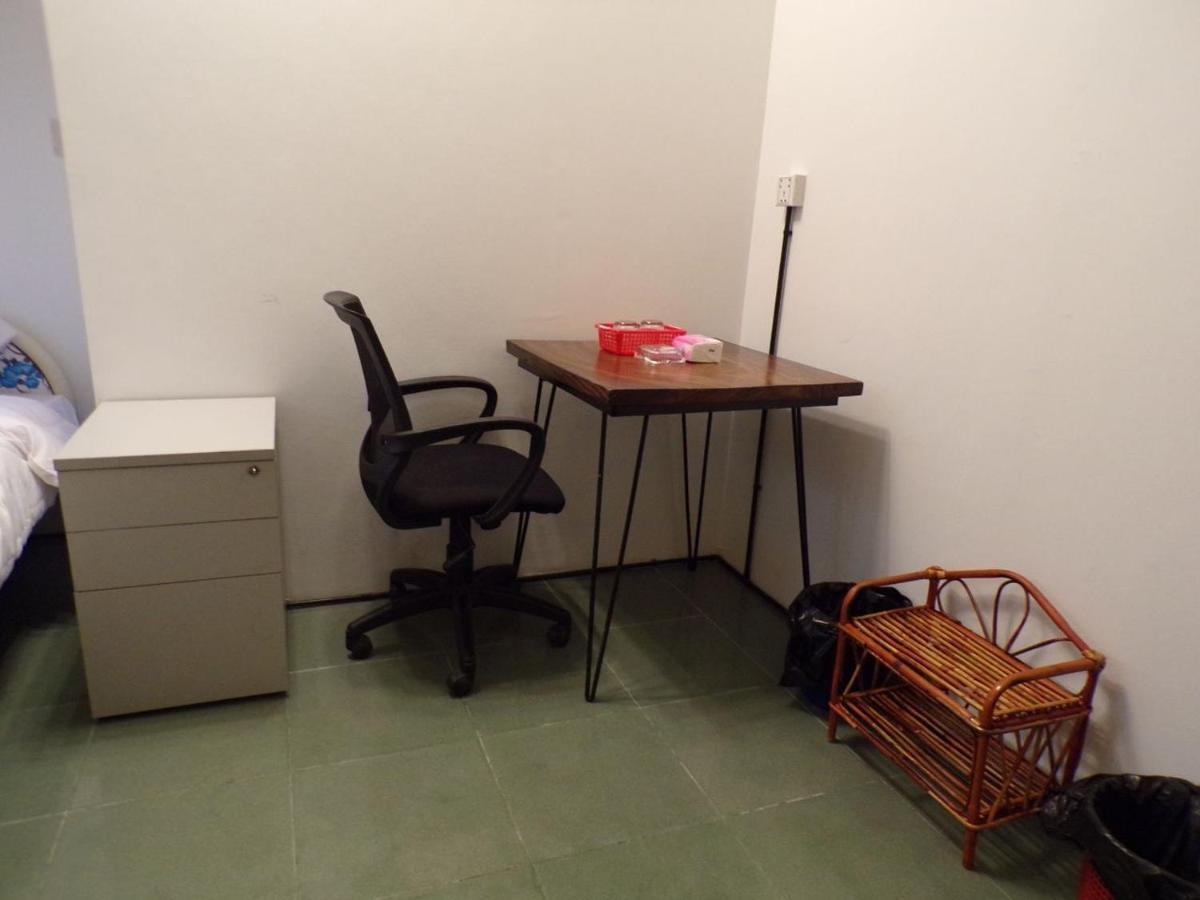 Dimocrata Apartment Phnom Penh Bagian luar foto